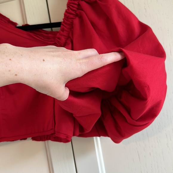 AJE red puff sleeve top - Picture 4 of 6